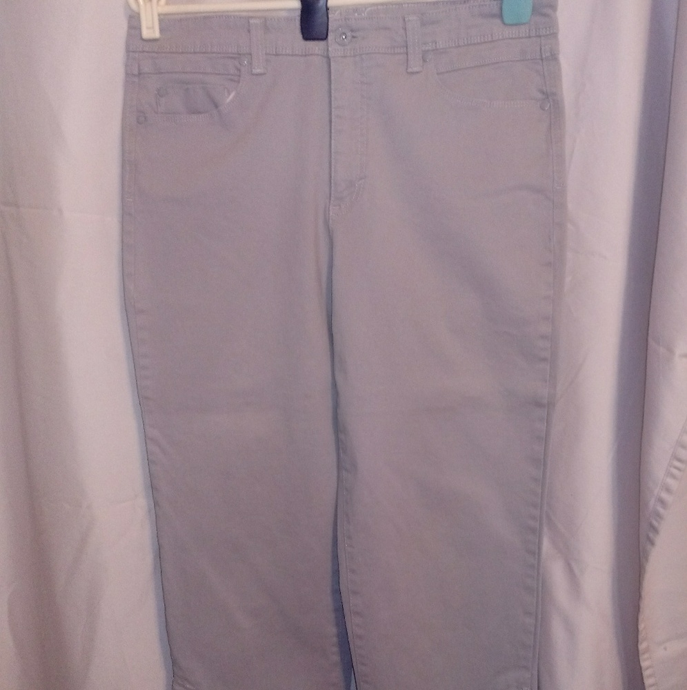 Cute Comfy Capri's